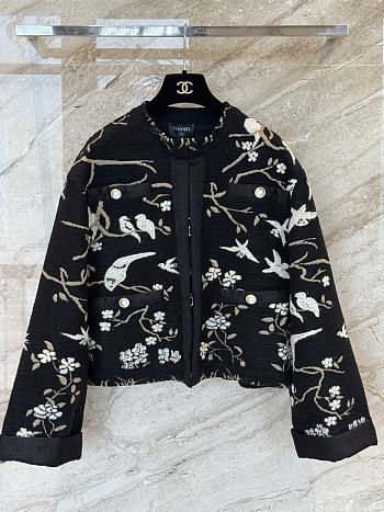 Colestore Chanel Jacket - Wool & cashmere, black, gold & white 