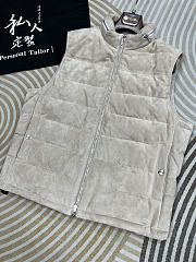 Colestore Brunello Cucinelli Lightweight down vest for Man in Ivory  - 3