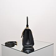 Colestore Schiaparelli Bijoux Secret Bag in Black Leather 24x11x17cm - 6