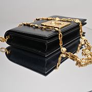 Colestore Schiaparelli Keyhole Chain Pouch Calfskin Black 19.5x3x11.5cm - 5
