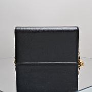Colestore Schiaparelli Keyhole Chain Pouch Calfskin Black 19.5x3x11.5cm - 3