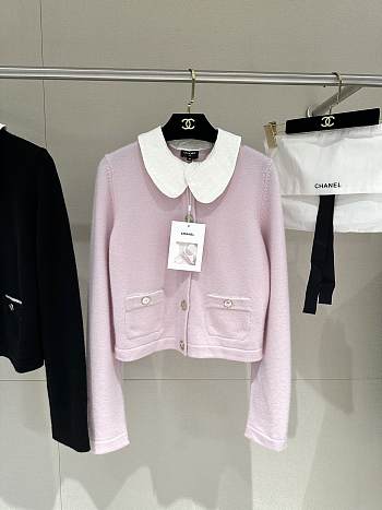Colestore Chanel Cardigan Light pink with a white collar