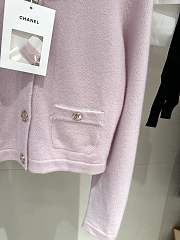 Colestore Chanel Cardigan Light pink with a white collar - 2