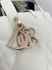 Colestore Dior Small Dior Toujours Vertical Tote Bag White 18x16x12cm - 4