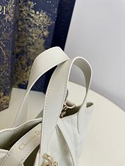 Colestore Dior Small Dior Toujours Vertical Tote Bag White 18x16x12cm - 2