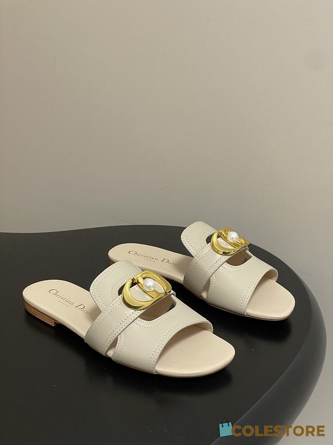 Colestore Dior 30 Montaigne Slide Cream Calfskin - 1