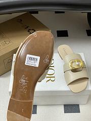 Colestore Dior 30 Montaigne Slide Cream Calfskin - 6