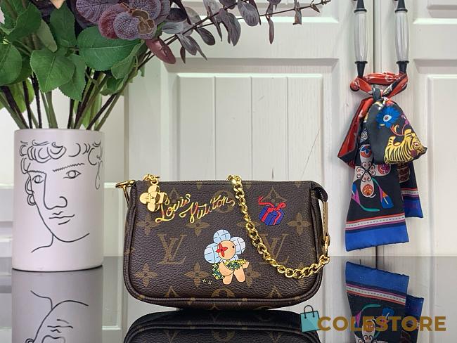 Colestore Louis Vuitton Mini Pochette Accessoires M15328 10.5 x 4 x 15.5cm - 1