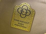 Colestore Louis Vuitton Mini Pochette Accessoires M15328 10.5 x 4 x 15.5cm - 3