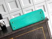 Colestore Chanel Mint Green Crocodile-Embossed Bag – Spring/Summer 2026 35x21x12cm - 5