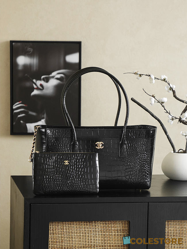 Colestore Chanel Black Crocodile-Embossed Bag – Spring/Summer 2026 35x21x12cm - 1