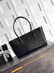 Colestore Chanel Black Crocodile-Embossed Bag – Spring/Summer 2026 35x21x12cm - 2