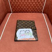 Colestore  Louis Vuitton Desk Agenda Cover MM 23 x 18 x 2cm - 1