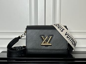 Colestore Louis Vuitton Twist MM in Black Epi 23 x 17 x 9.5cm