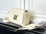 Colestore Louis Vuitton Twist MM in Ivory Epi 23 x 17 x 9.5cm - 4