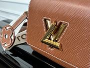 Colestore Louis Vuitton Twist MM in Caramel Epi 23 x 17 x 9.5cm - 3