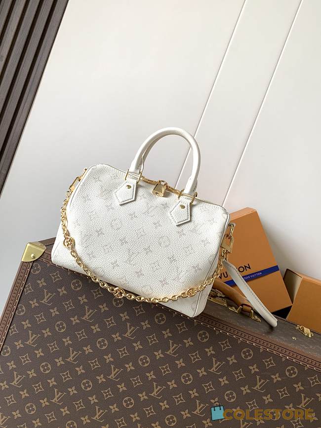 Colestore Louis Vuitton Speedy Bandoulière 25 Calfskin Leather in Ivory 25 x 13 x 18cm - 1