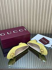 Colestore Gucci Women's Ballet Flat with Half Horsebit in Pastel Yellow Patent Leather - 3