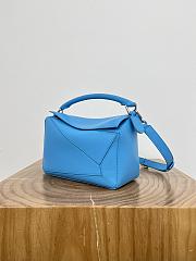 Colestore Loewe Small Featherlight Puzzle Bag in Nappa Lambskin Blue 24x10.5x16.5cm - 3