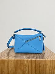 Colestore Loewe Small Featherlight Puzzle Bag in Nappa Lambskin Blue 24x10.5x16.5cm - 4