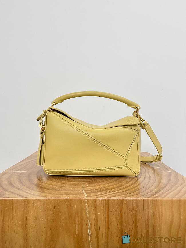 Colestore Loewe Small Featherlight Puzzle Bag in Nappa Lambskin Dark Butter 24x10.5x16.5cm - 1
