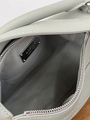 Colestore Loewe Mini Featherlight Puzzle bag in Nappa Lambskin Shell Gray 17.5x12.5x7.5cm - 3