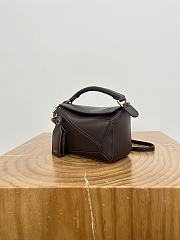 Colestore Loewe Mini Featherlight Puzzle bag in Nappa Lambskin Dark Chestnut 17.5x12.5x7.5cm - 6
