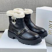 Colestore Dior DiorAlps D-Quest Ankle Boot Black Grained Calfskin and White Lambskin Shearling - 1