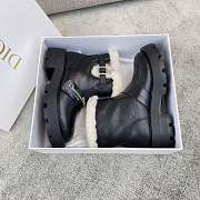 Colestore Dior DiorAlps D-Quest Ankle Boot Black Grained Calfskin and White Lambskin Shearling - 2