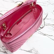 Colestore Gucci GG Marmont Medium Shoulder Bag Bright Pink Lamé Leather  26x15x7cm - 3