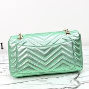 Colestore Gucci GG Marmont Medium Shoulder Bag  Pale Green Lamé Leather  26x15x7cm - 2