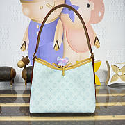 Colestore Louis Vuitton Carryall PM bag in Sky Blue Monogram  29x24x12cm - 5