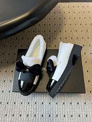 Colestore Chanel Loafers Wool, calfskin, sheepskin & polished calfskin White & Black  - 6