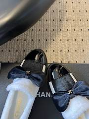 Colestore Chanel Loafers Wool, calfskin, sheepskin & polished calfskin White & Black  - 4