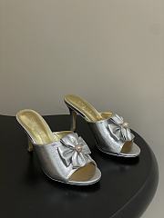 Colestore Chanel Satin Bow Pearl CC Mule Heels Silver 8.5cm - 1