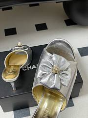Colestore Chanel Satin Bow Pearl CC Mule Heels Silver 8.5cm - 2