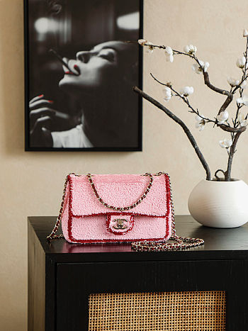 Colestore Chanel Foldable flap bag Sequins & Gold-Plated Metal Pink & Red 20x13x7cm
