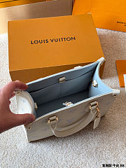 Colestore  Louis Vuitton OnTheGo PM Monogram Empreinte Leather Light Blue 25 x 19 x 11.5 cm - 5