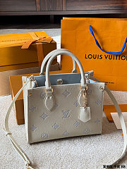 Colestore  Louis Vuitton OnTheGo PM Monogram Empreinte Leather Light Blue 25 x 19 x 11.5 cm - 2
