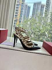 Colestore Valentino Patent Rockstud Caged Pump 100mm in Black/Poudre - 4