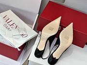 Colestore Valentino Bepointy Slingback Pump In Patent Leather And Kidskin 45mm Black/Ivory - 2