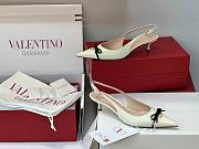 Colestore Valentino Bepointy Slingback Pump In Patent Leather And Kidskin 45mm White - 6
