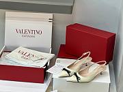 Colestore Valentino Bepointy Slingback Pump In Patent Leather And Kidskin 45mm White - 2
