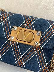 Colestore Valentino Garavani Quilted Shoulder Bag Blue 22x11x5cm - 3
