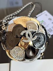 Colestore Chanel Metallic Crystal Silver Camellia Ball Minaudière 9×9×9cm - 2