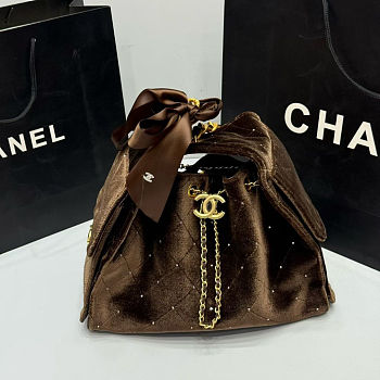 Colestore Chanel 25 Small Handbag Velvet, Stones & Gold Plated Metal Brown 26x30x14cm