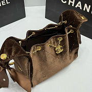 Colestore Chanel 25 Small Handbag Velvet, Stones & Gold Plated Metal Brown 26x30x14cm - 3