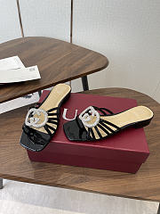 Colestore Gucci Women's slide with crystal Interlocking G in Black patent Leather  - 2