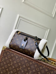Colestore  Louis Vuitton Teddy Mitt H33 24 x 19 x 27cm - 1