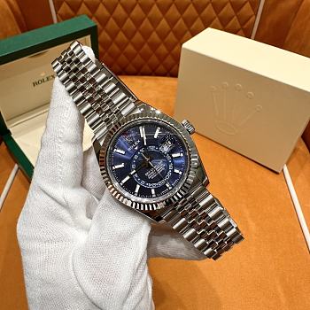 Colestore Rolex Sky-Dweller Oyster, 42 mm, Oystersteel and White Gold   